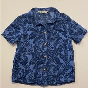 H&M Hawaiian button up tee
